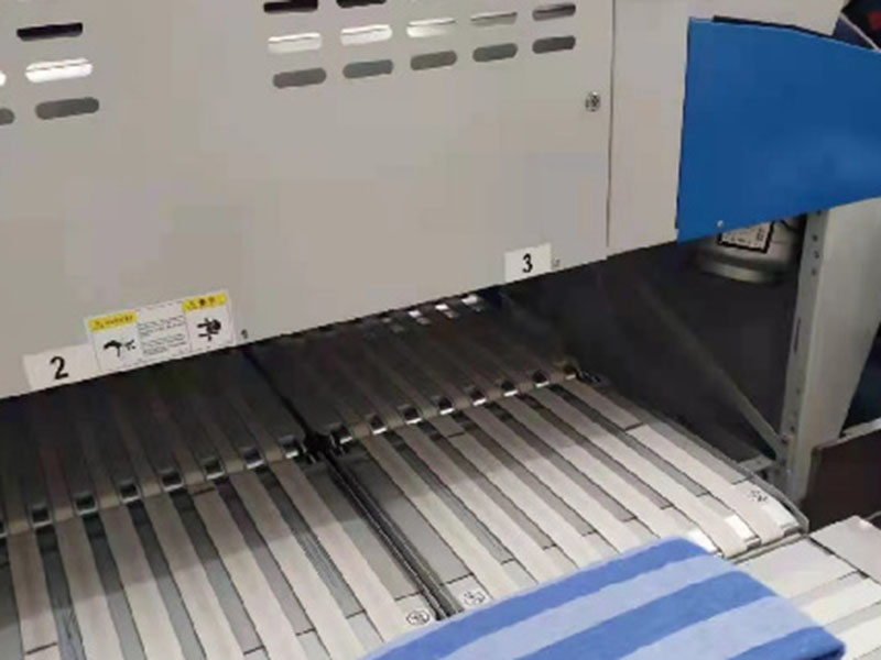 通河巾类折叠机-01