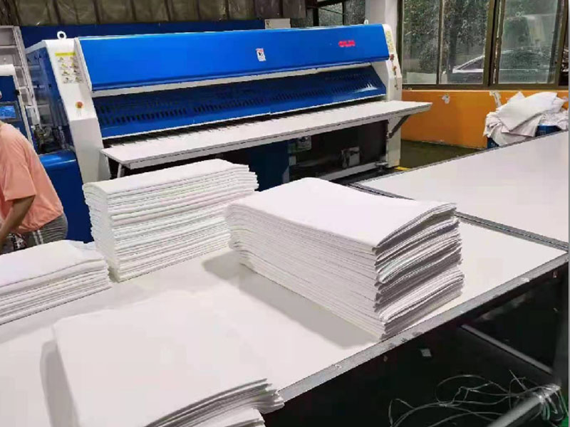 通河高速熨烫机-01